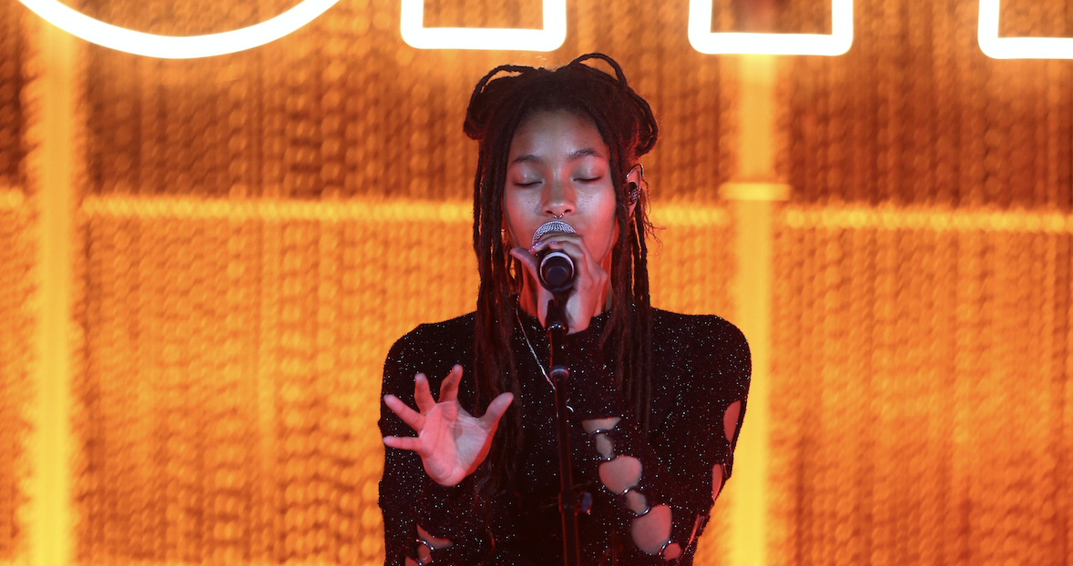 Watch Willow Smith Get Her Head Shaved For A Performance Art Piece