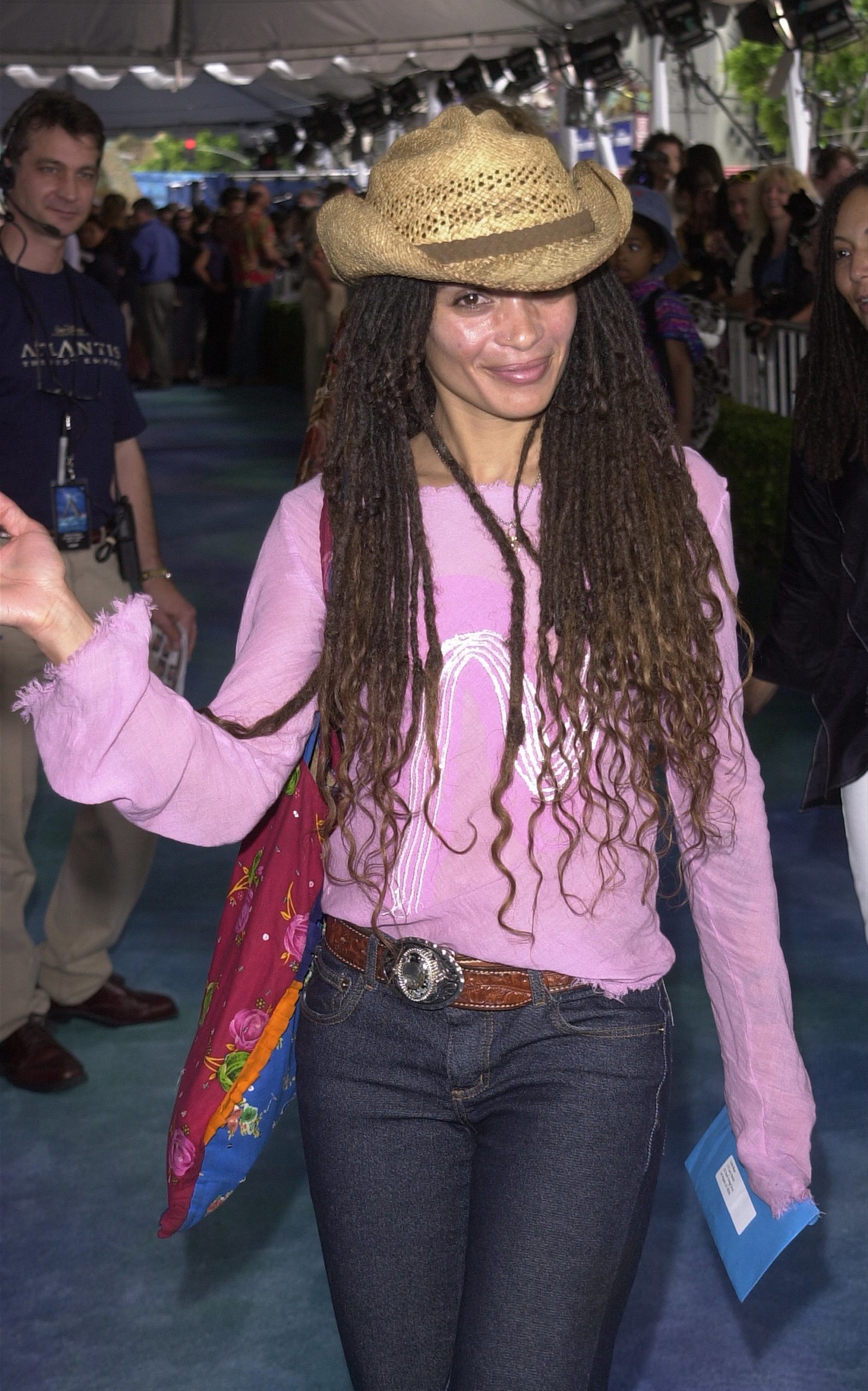 9 Times Lisa Bonet’s Cozy Looks Inspired Us