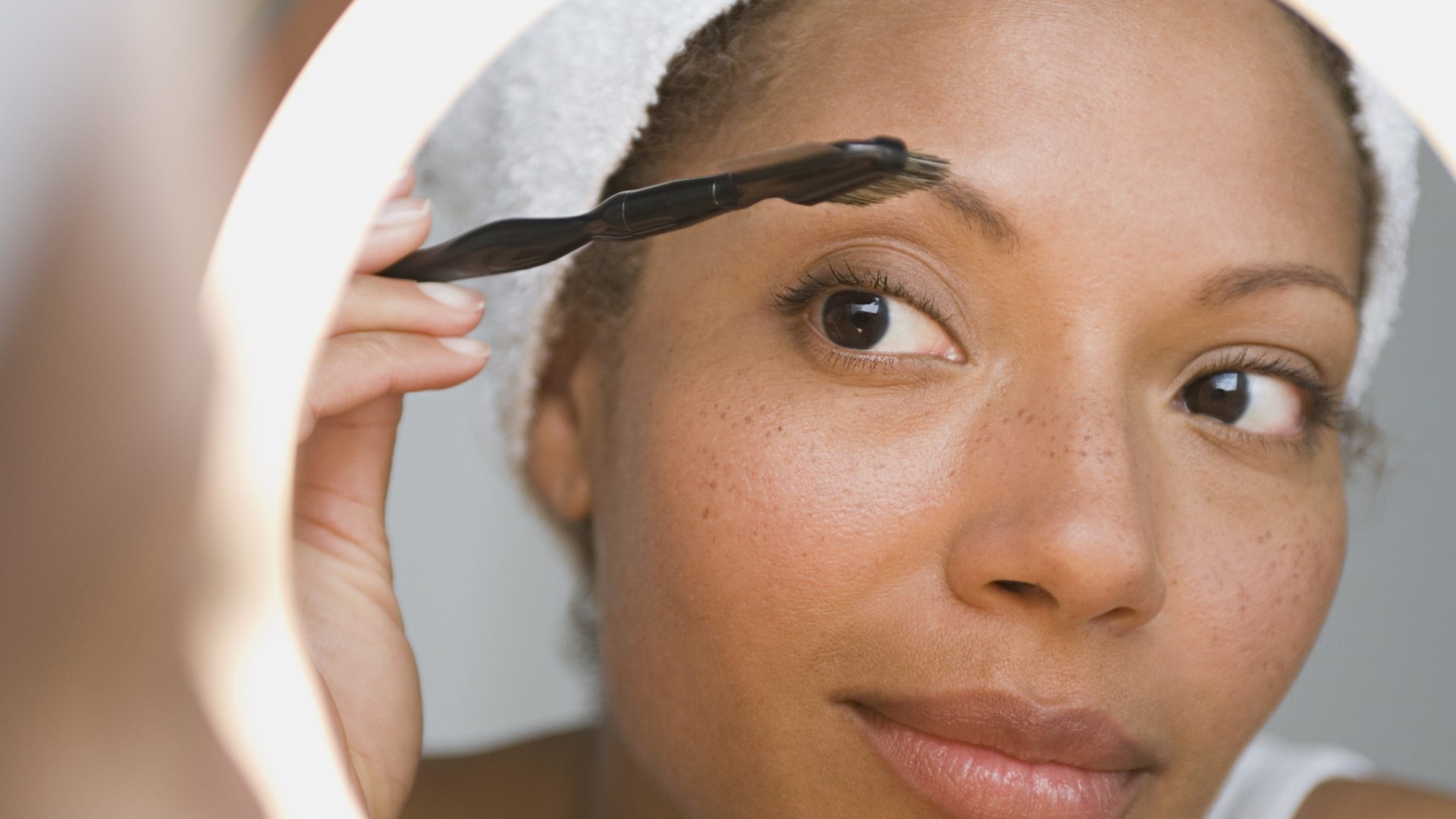 This Black Girl ‘Browstress’ Schools Us on Brow Care Basics