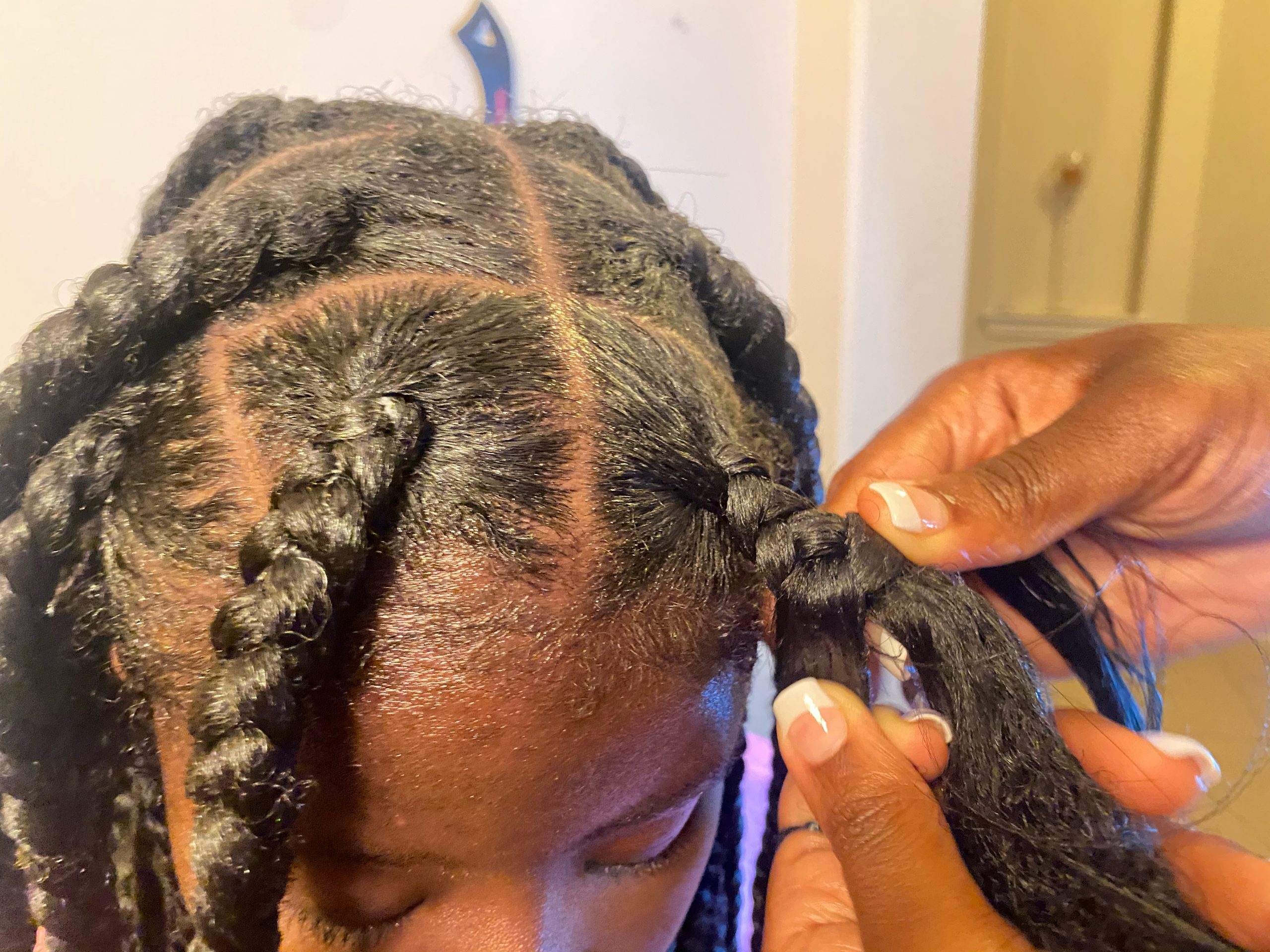 We Asked A Stylist To Break Down How To Achieve Knotless Braids Like Coi Leray’s
