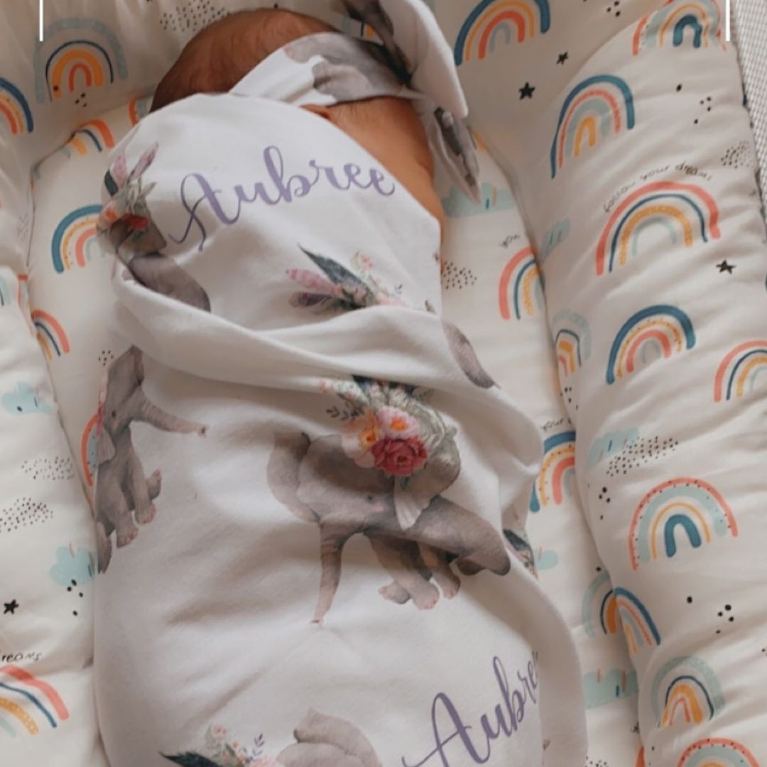 9-Year-Old Helps Deliver New Baby Sister During Home Birth