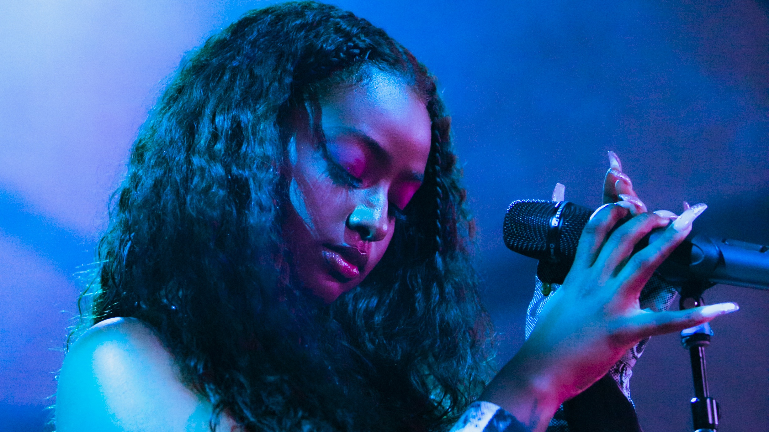 Get A First Look At Justine Skye and Saweetie’s Live Performances In Brooklyn