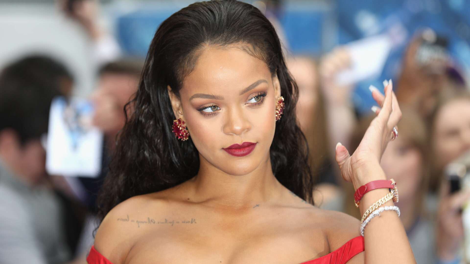 35 Reasons Why Rihanna Is A Legend