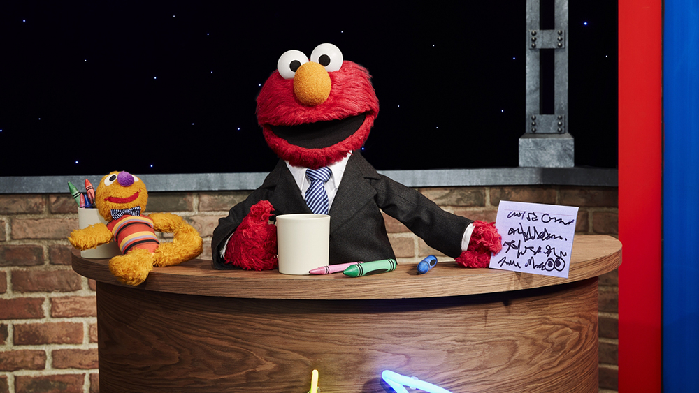 Elmo Is Going Viral For Beefing With A Rock, And It’s A Total Mood