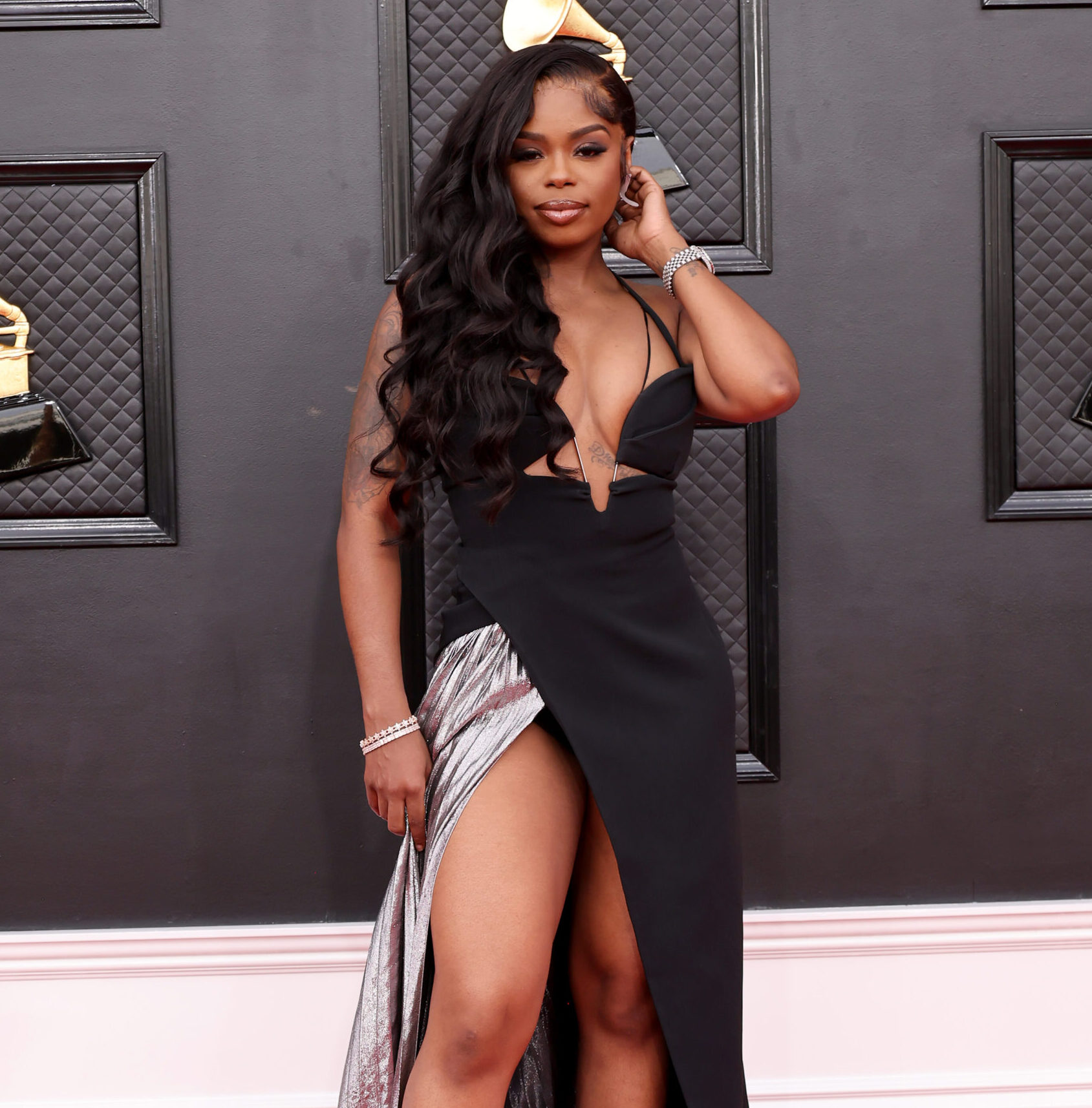 Our Favorite Beauty And Fashion Moments From The 2022 Grammy Awards