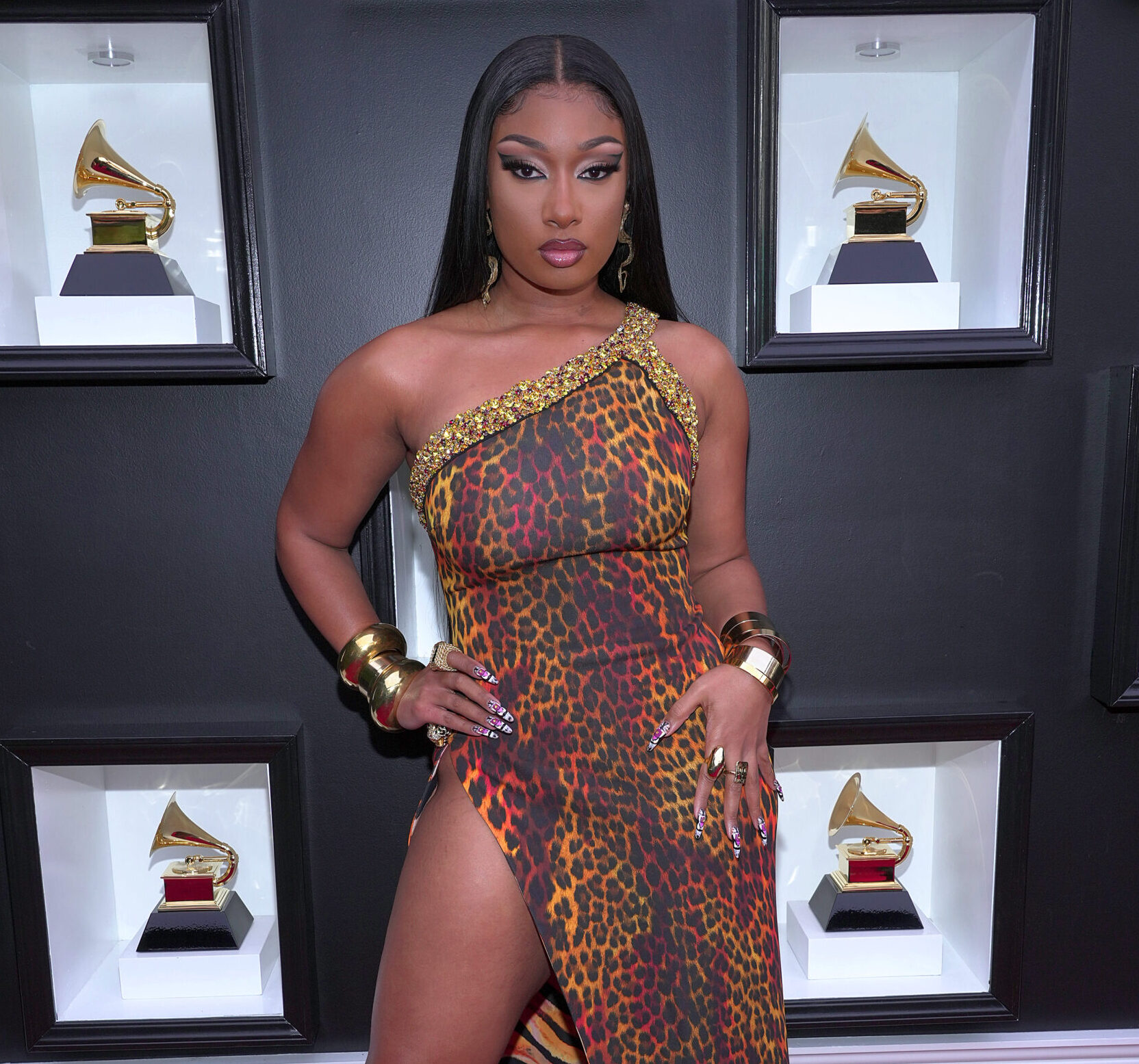 Our Favorite Beauty And Fashion Moments From The 2022 Grammy Awards