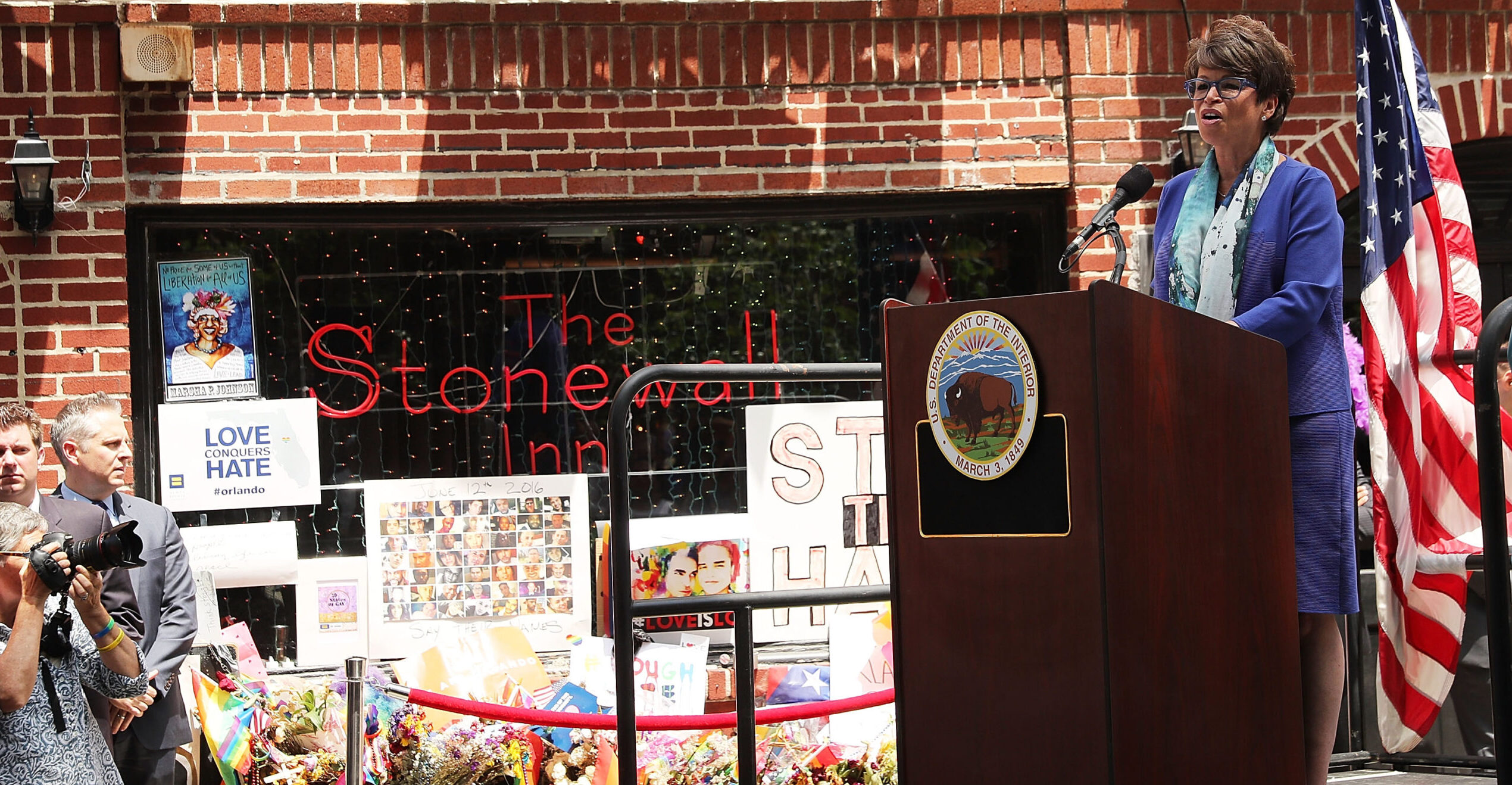 The Stonewall Inn National Monument Is Opening A Visitor Center