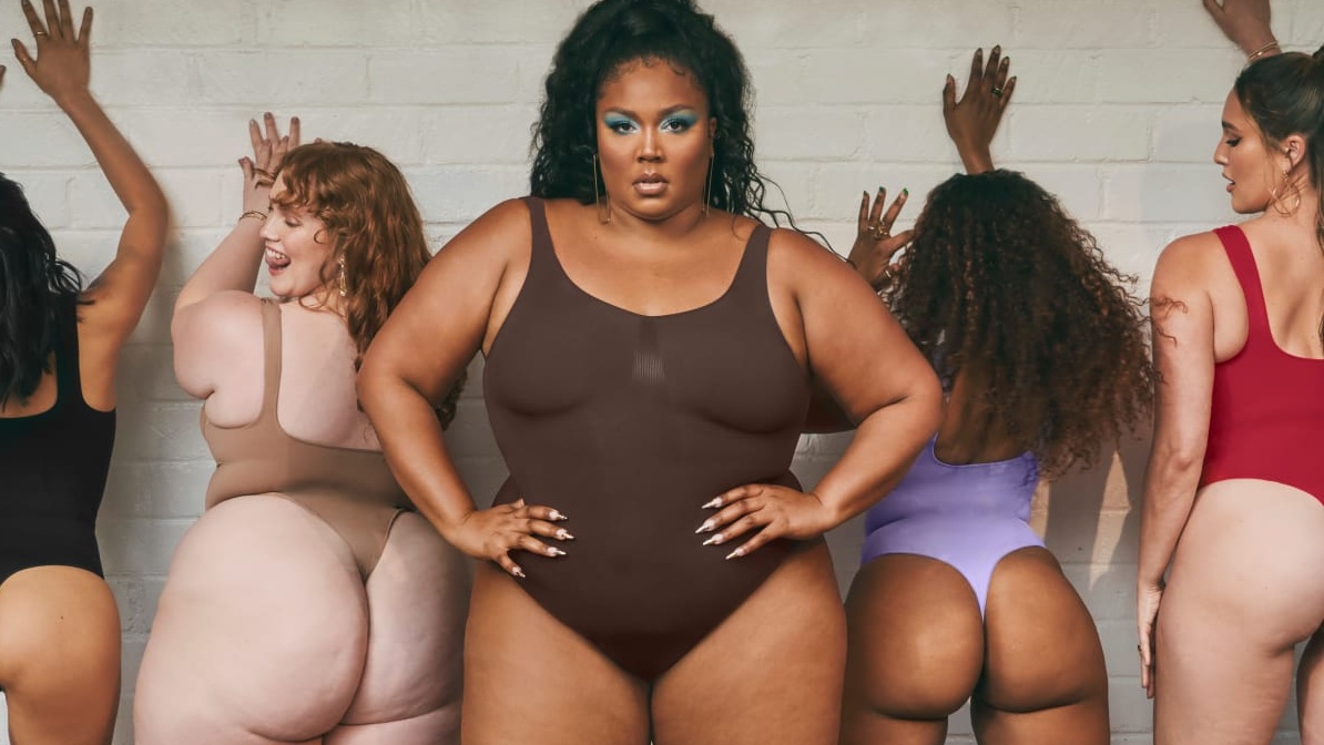 Lizzo Debuts A Sexy New Yitty Thong On Instagram