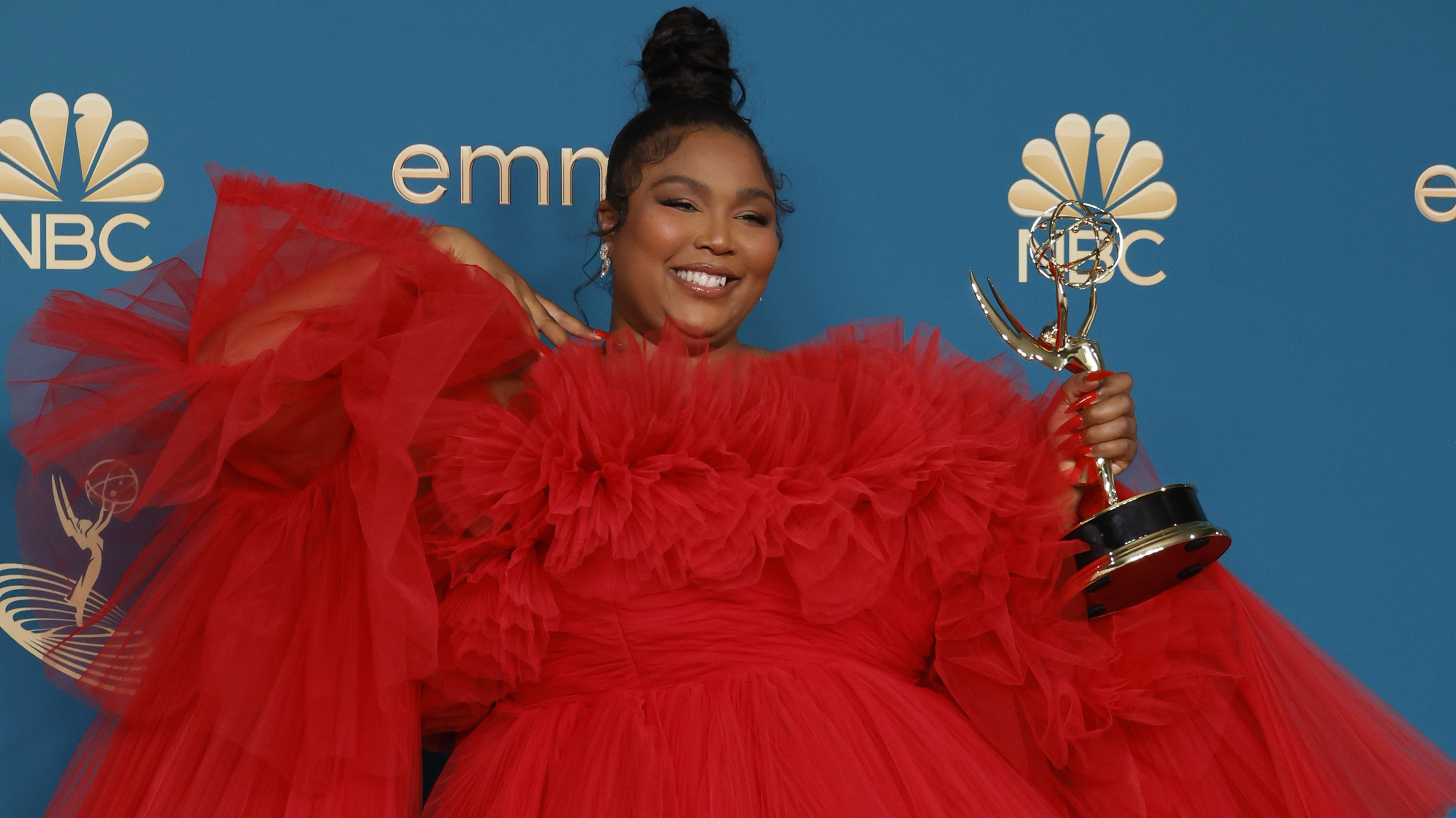 Lizzo Dedicates Her First-Ever Emmy Win For Competition Series To ‘The Big Grrrls’
