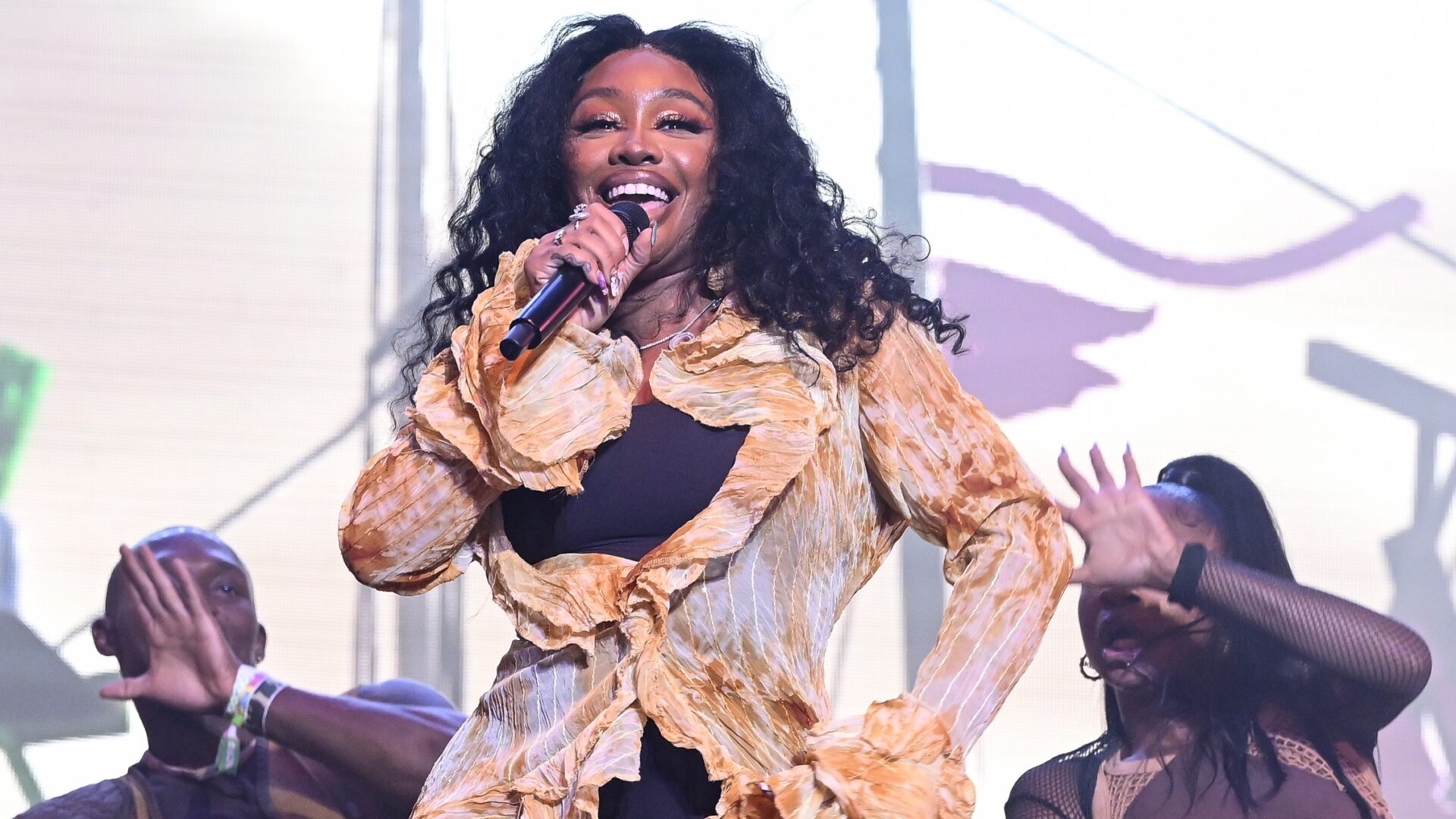 Happy Birthday, SZA! The Ultimate Playlist Complete With SZA's Top Hits!