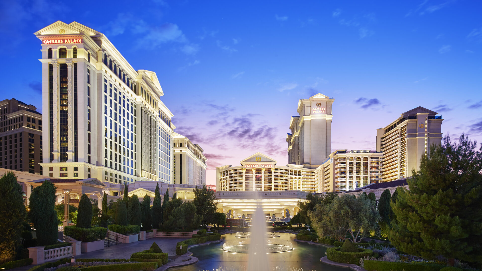 10 Reasons Why You Should Stay At Caesars Palace