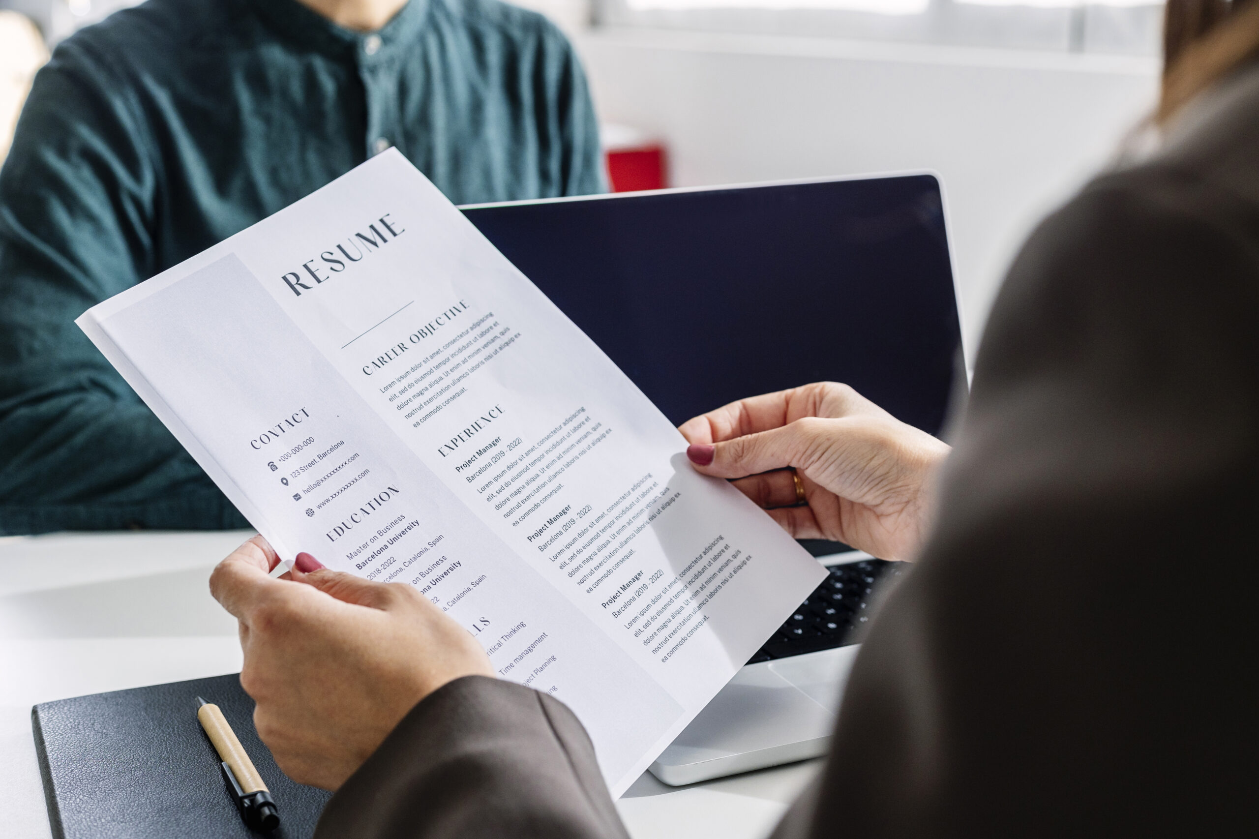 How To Create The Perfect Resume According To Career Experts