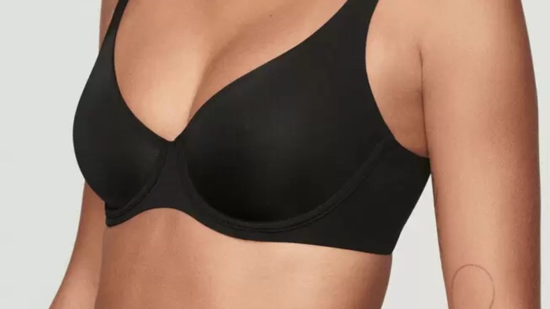 Here Are The Best Bras To Have In Your Cart 