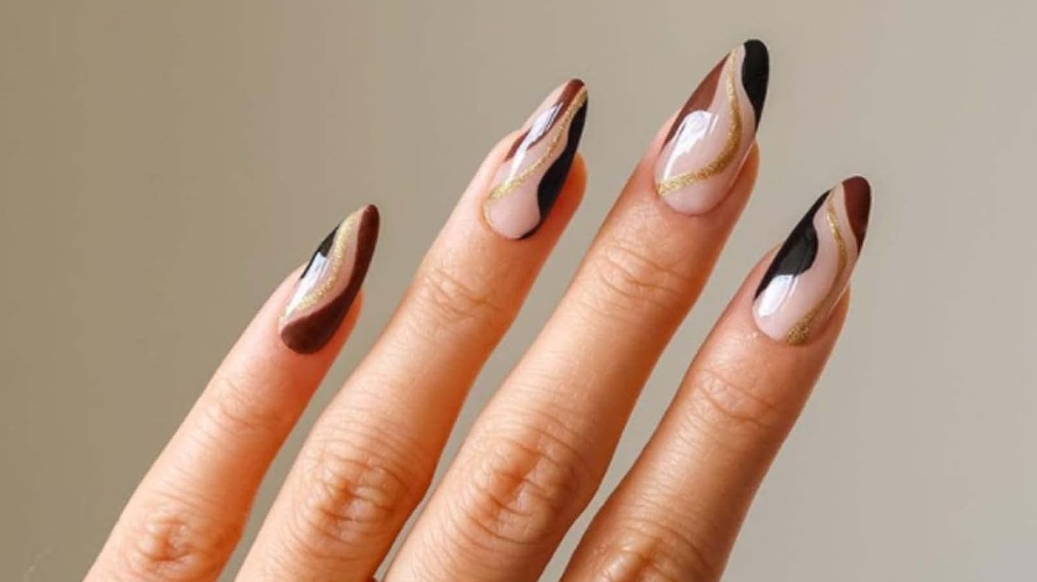 Shop These Fall-Inspired Press On Nails