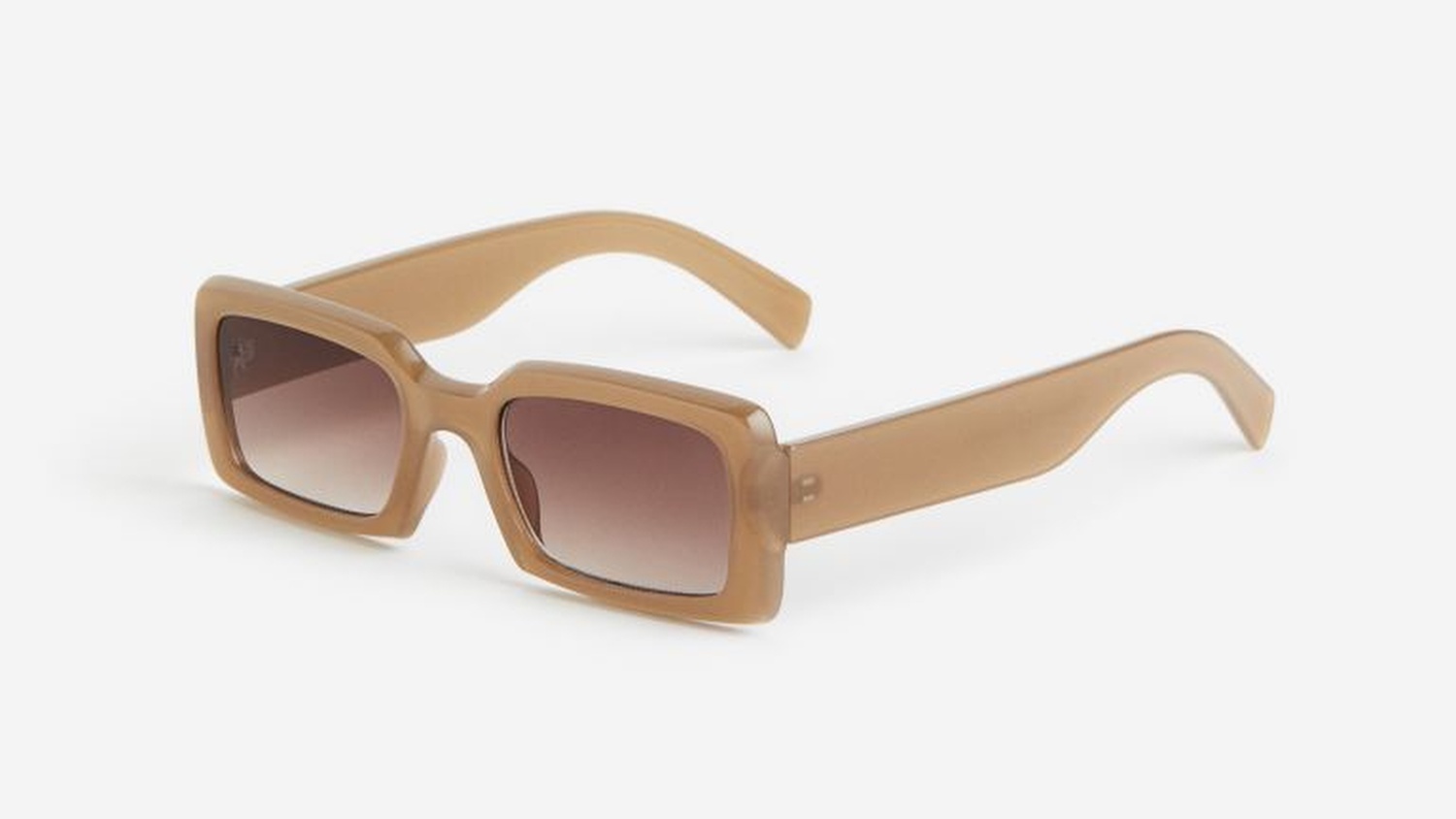 10 Sunglasses To Add To Your Summer Shopping Cart