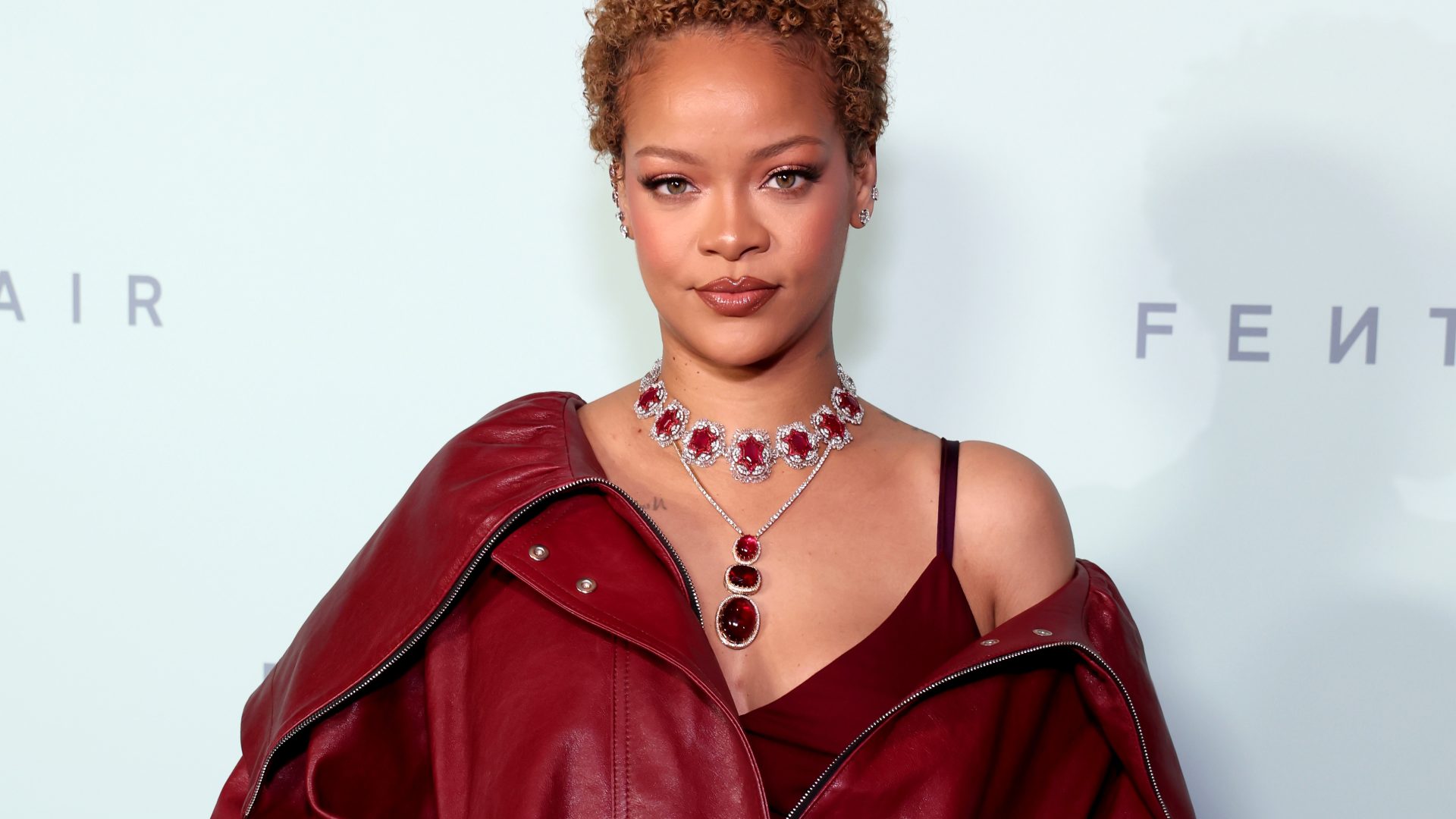 Here’s Why We Can’t Get Enough Of Rihanna’s TWA