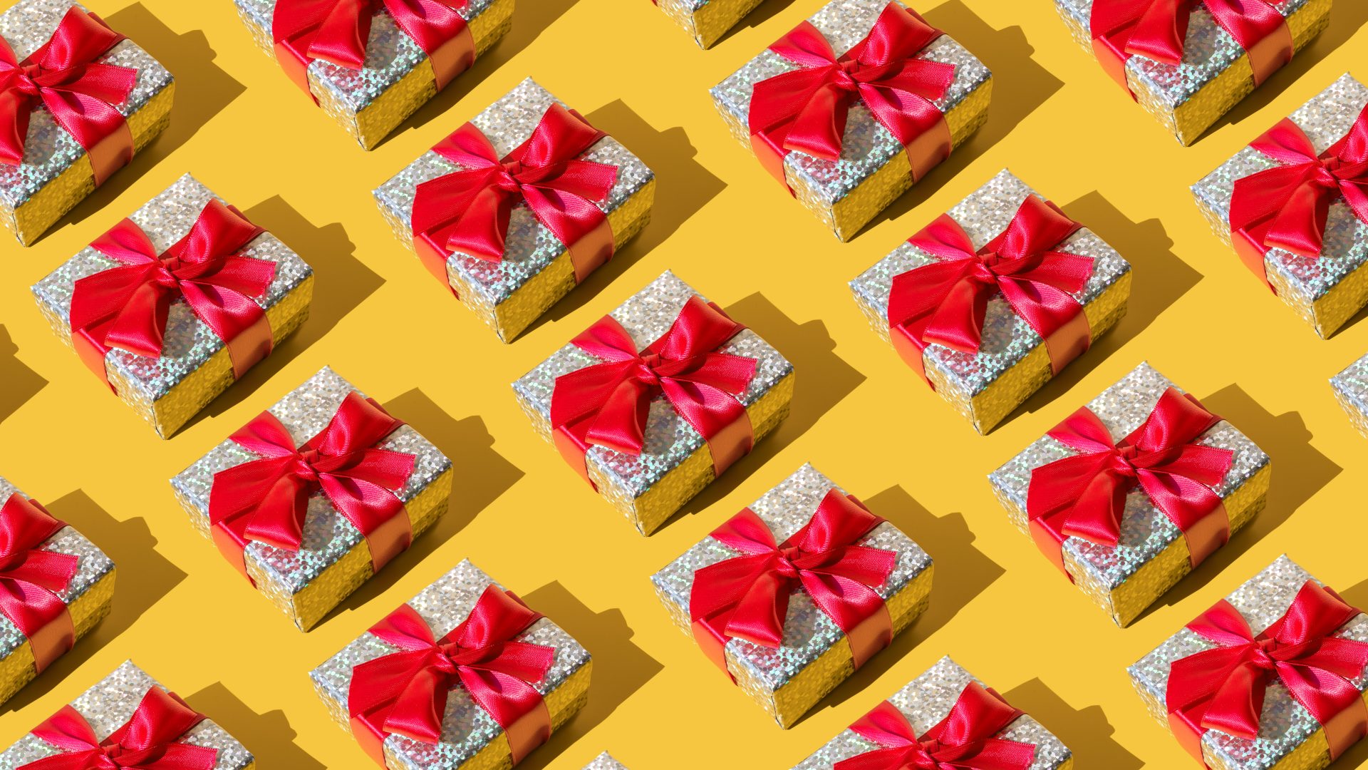 5 Polite Ways To Deal With An Unwanted Christmas Gift