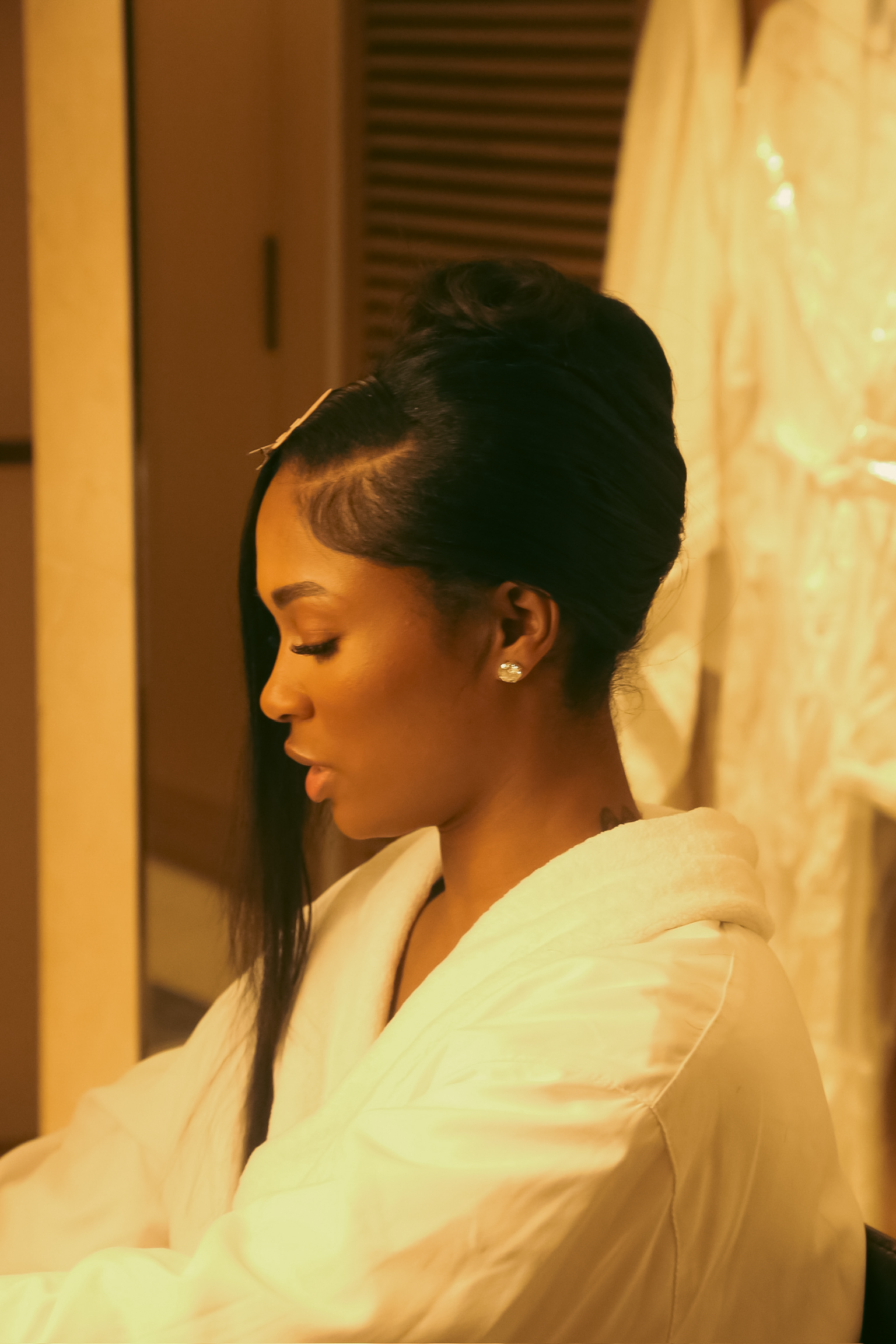 Backstage Beauty: Dess Dior On Mornings, Music, And Mastering NYFW Glam