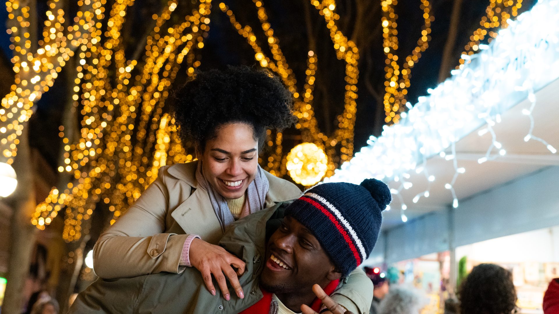 Cuddle Up: 5 Simple & Cozy Date Nights To Try This Winter