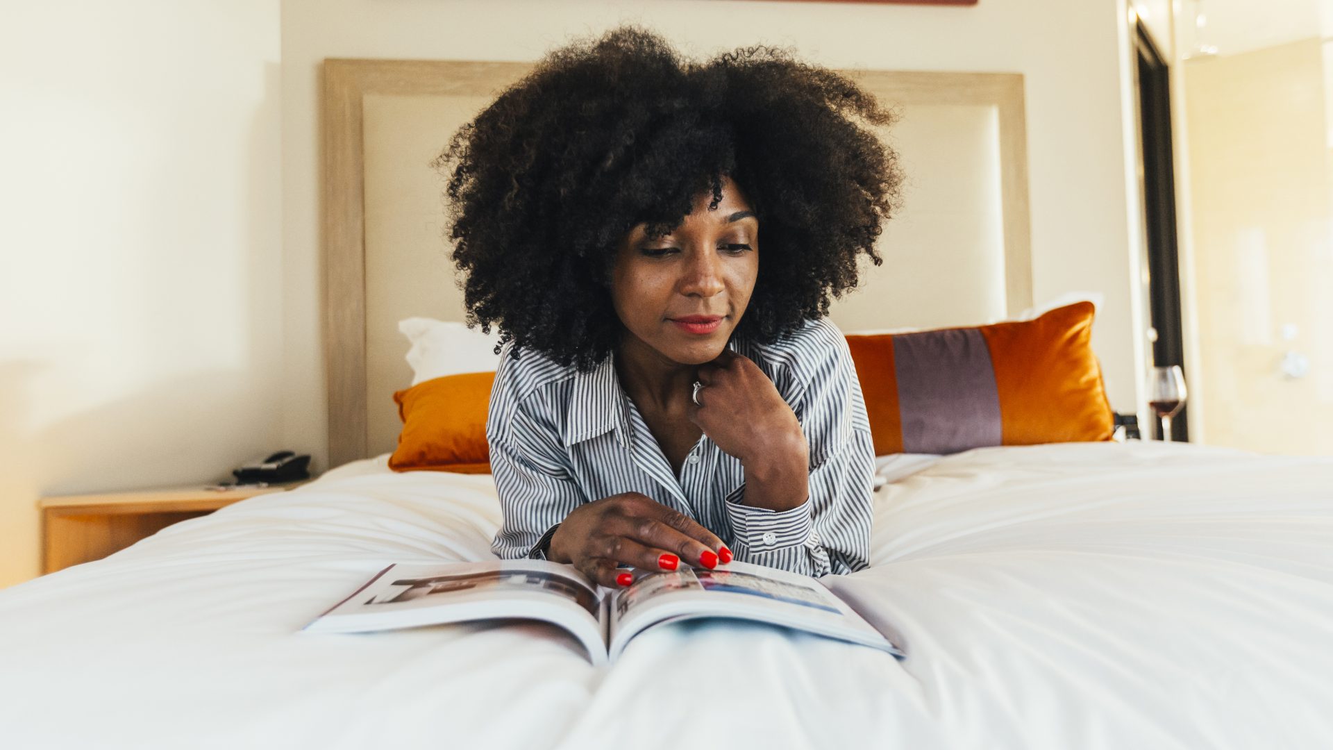 Magazines Vs. Algorithms: The Battle For Your Authentic Personal Style