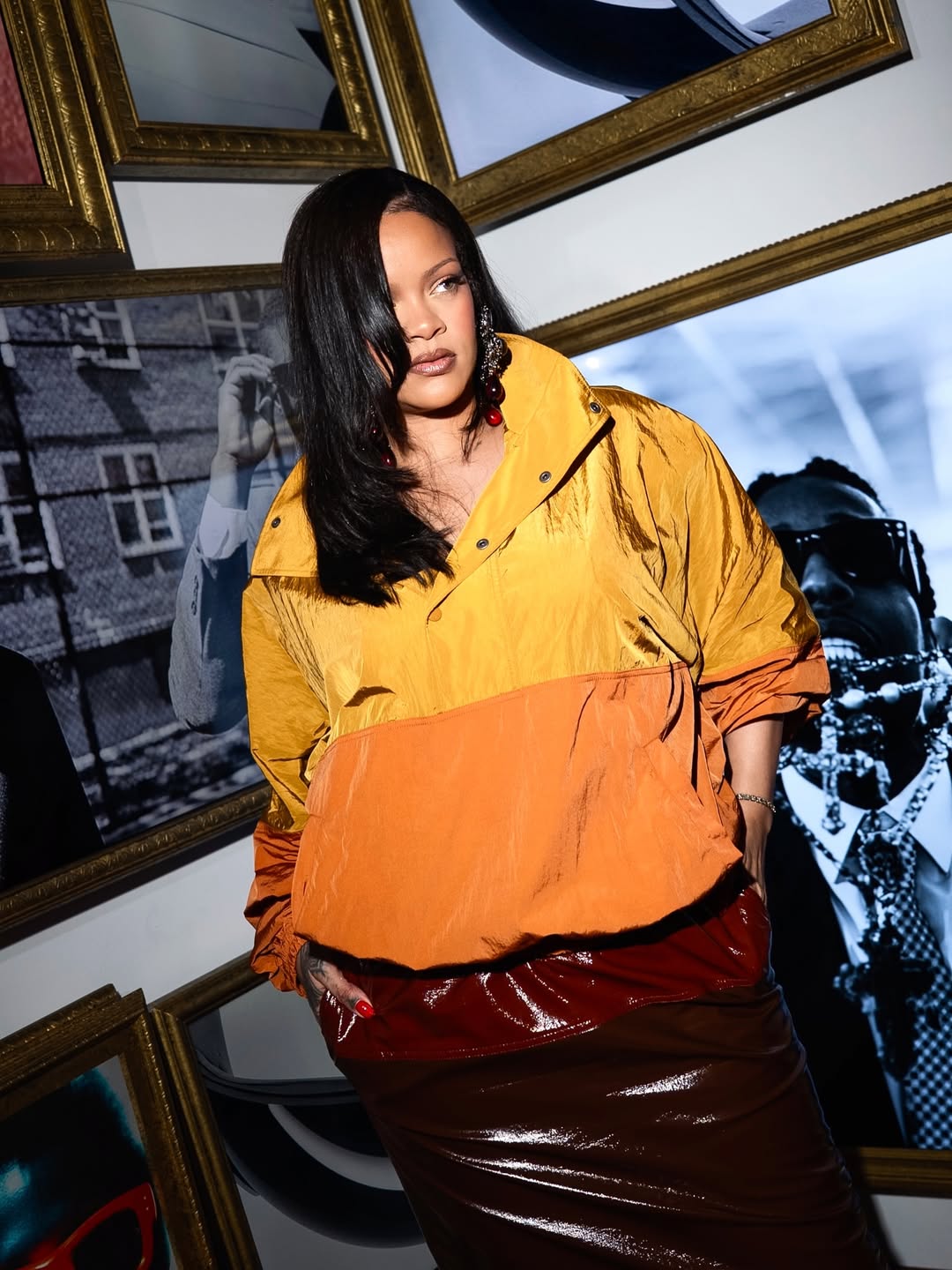 Rihanna Has Entered The Trendy Cherry Red Chat